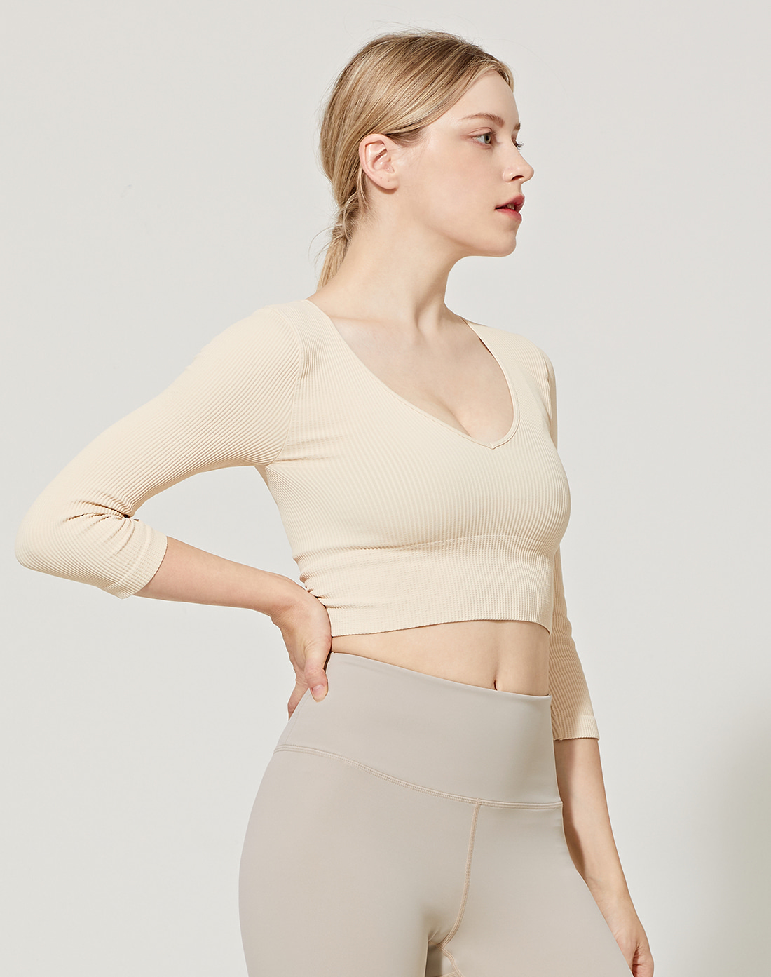 Ribbed 3/4 Sleeve V Neck Crop Top (VN2TS401CR)